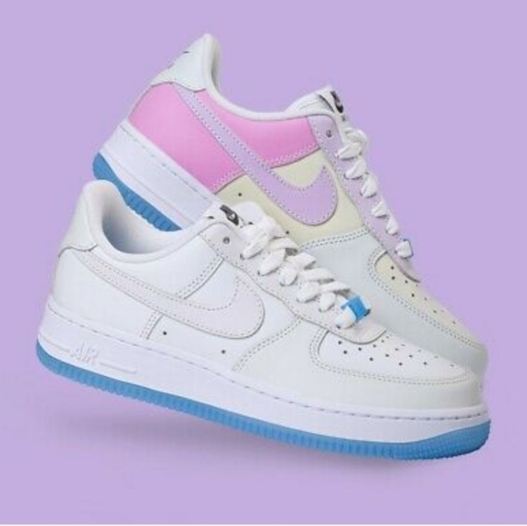 Nike Shoes - Nike Air Color Changing Sneakers